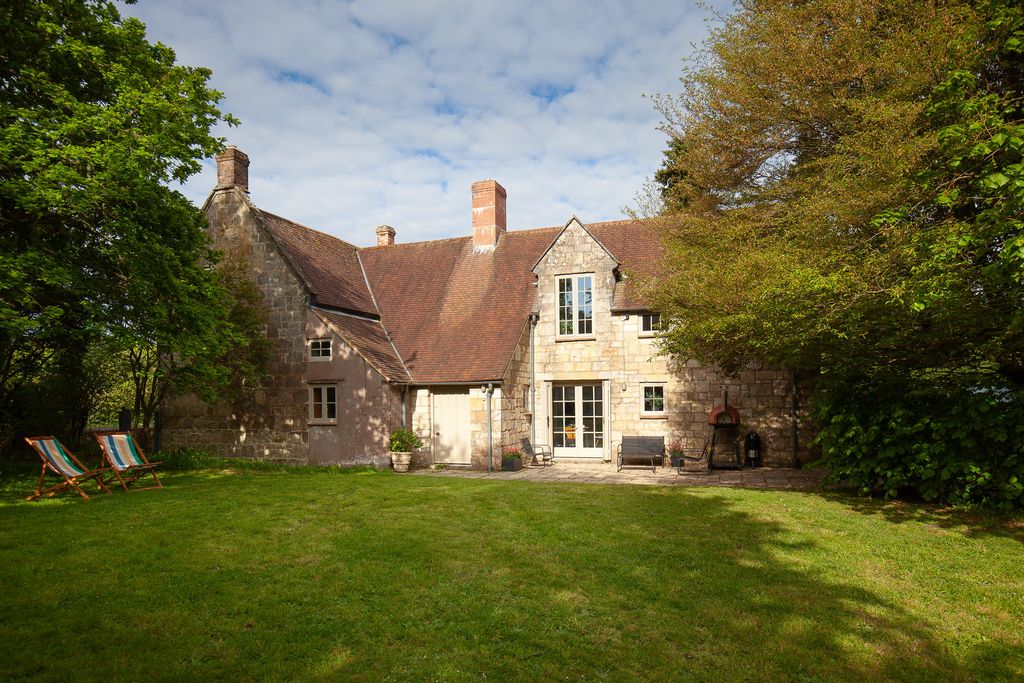 Main Image